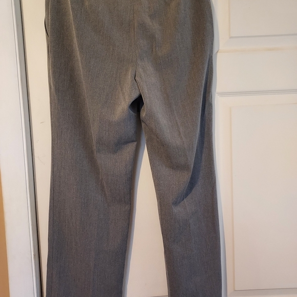 Liz Claiborne Womens Sloane Gray Trousers Pants Size 6 Work Office Casual - Picture 3 of 9